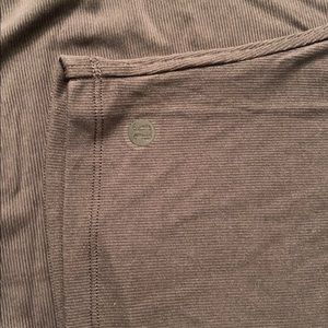 Lululemon comfy top